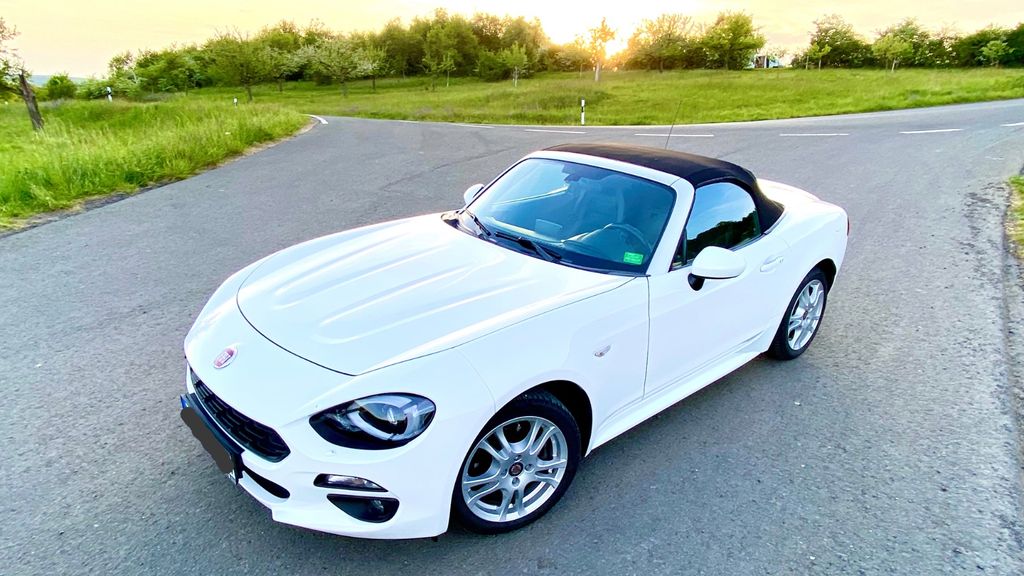 Fiat 124 Spider 64.500 km 16.950 &euro; Nidderau 61130
