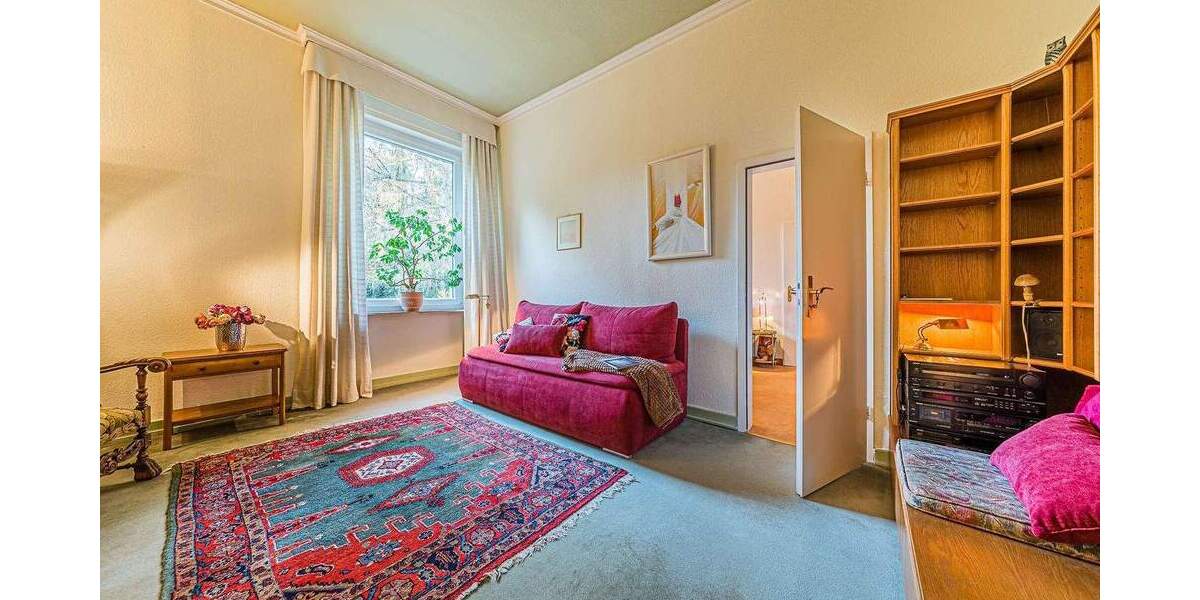 Etagenwohnung Frankfurt am Main Niederursel - 3 Zimmer, 120 m&sup2;, 1.700&euro; | Angebot:25768511