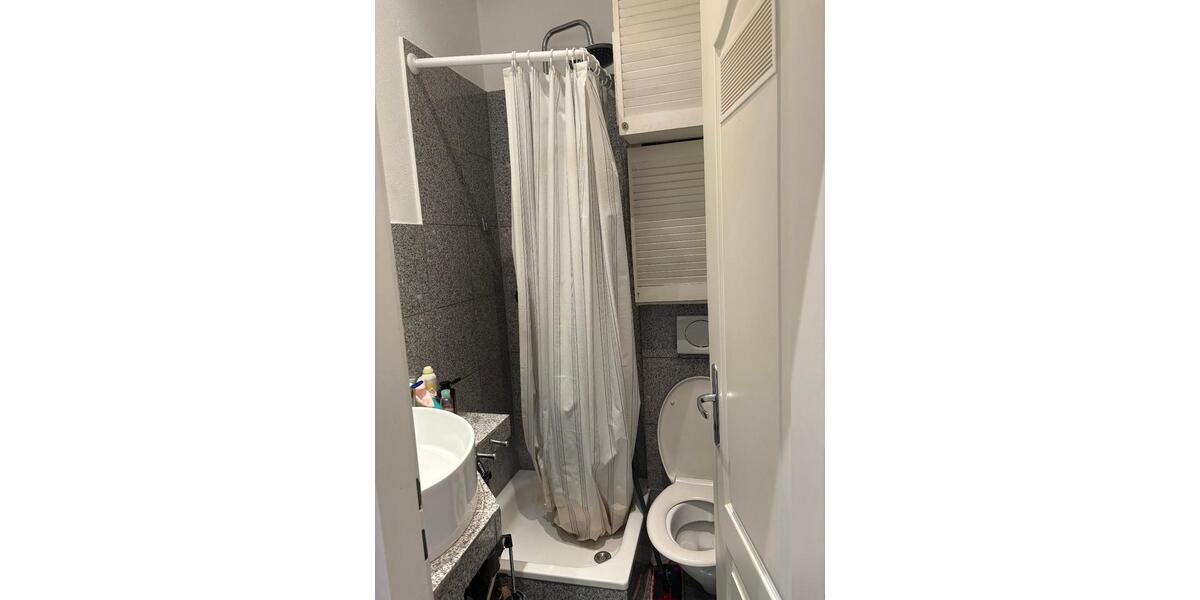 Etagenwohnung Frankfurt am Main Niederrad - 1 Zimmer, 20 m&sup2;, 990&euro; | Angebot:26406644