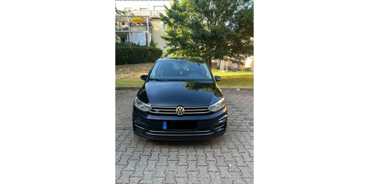VW Touran 252.299 km 13.499 &euro; Frankfurt am Main 60431