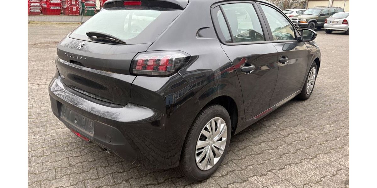 Peugeot 208 92.305 km 6.783 &euro; Frankfurt am Main 60389