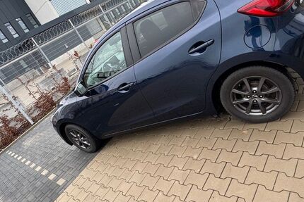 Mazda 2 100.000 km 11.199 &euro; Hattersheim 65795