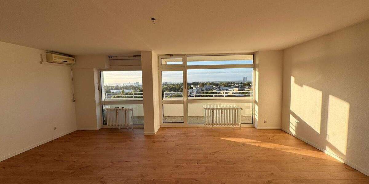 Etagenwohnung Frankfurt am Main Preungesheim - 4 Zimmer, 133 m&sup2;, 1.824&euro; | Angebot:25737645