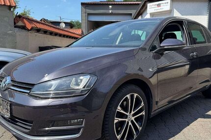 VW Golf 122.000 km 10.799 &euro; Eppstein 65817