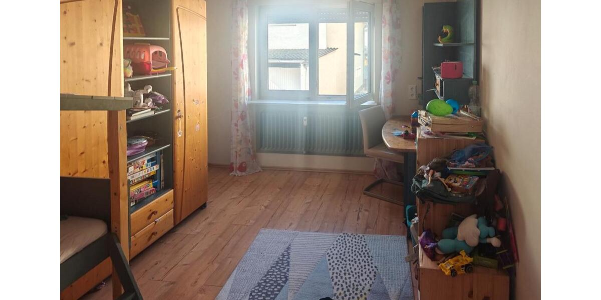 Etagenwohnung Weiterstadt - 5 Zimmer, 120 m&sup2;, 350.000&euro; | Angebot:26918392