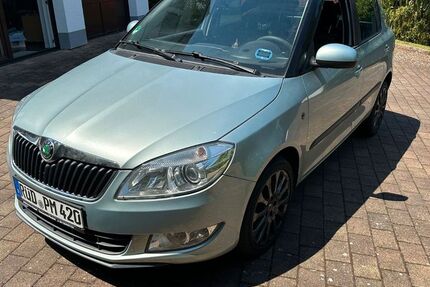 Skoda Fabia 141.600 km 5.500 &euro; Niedernhausen 65527