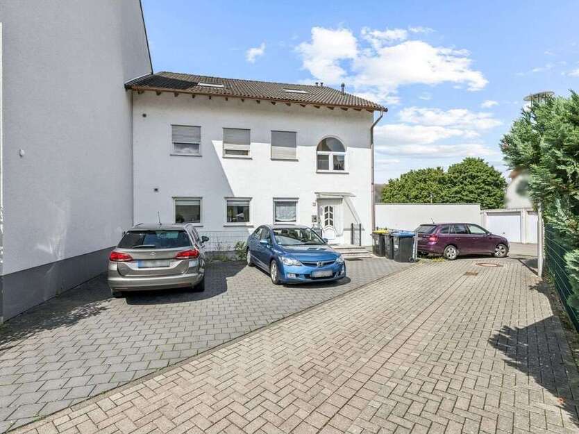 Haus zum Kaufen in Langen 950.000 € 255 m²