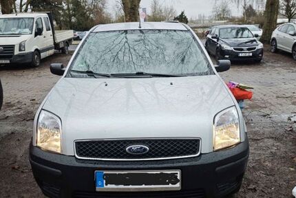 Ford Fusion 104.500 km 3.999 &euro; Frankfurt 60386