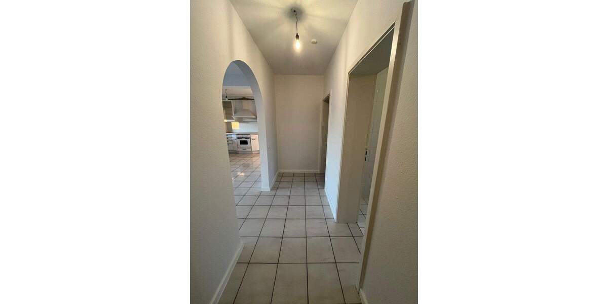 Etagenwohnung Hanau-Steinheim Steinheim - 2 Zimmer, 69 m&sup2;, 245.000&euro; | Angebot:25654166