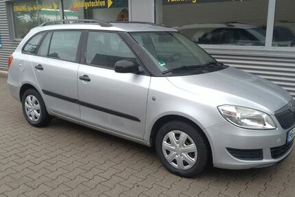 Skoda Fabia 223.900 km 2.450 &euro; Bad Homburg 61350