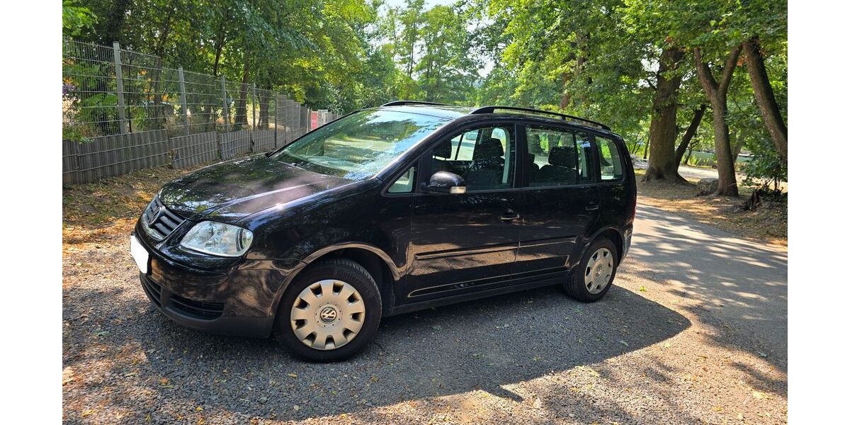 VW Touran 331.000 km 1.290 &euro; Roßdorf 64380