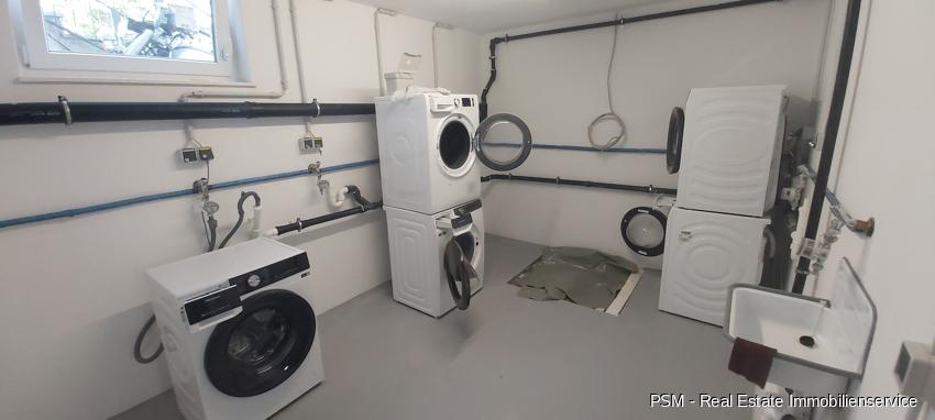 Erstbezug Luxuriöse Penthousewohnung mit 5 Zimmern, 2 Terrassen, Fußbodenheizung und eigenem Aufzug 5 zimmer