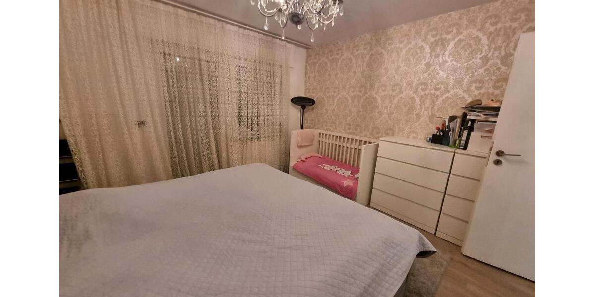 Etagenwohnung Ronneburg - 3 Zimmer, 75 m&sup2;, 199.000&euro; | Angebot:26809088