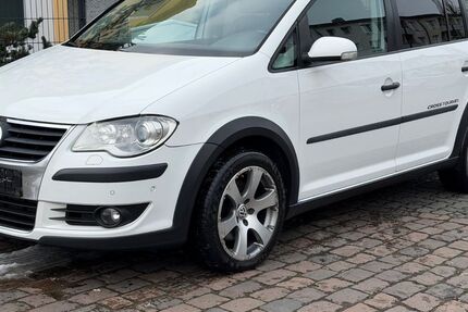 VW Touran 302.000 km 5.200 &euro; Nidderau 61130