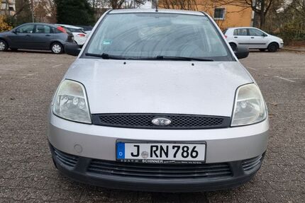 Ford Fiesta 207.000 km 650 € Nauheim 64569