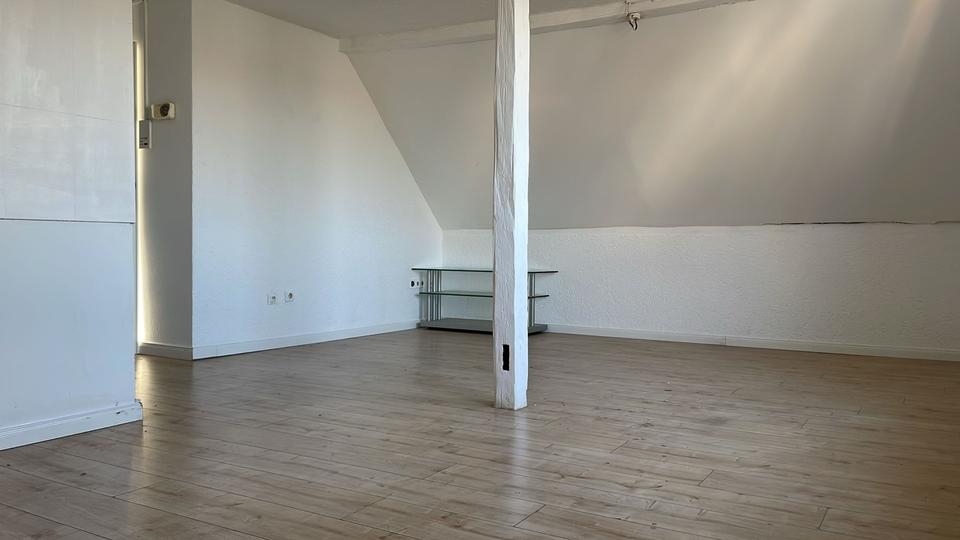 Dachgeschoßwohnung Hanau Groß-Steinheim - 2 Zimmer, 50 m&sup2;, 650&euro; | Angebot:25545812