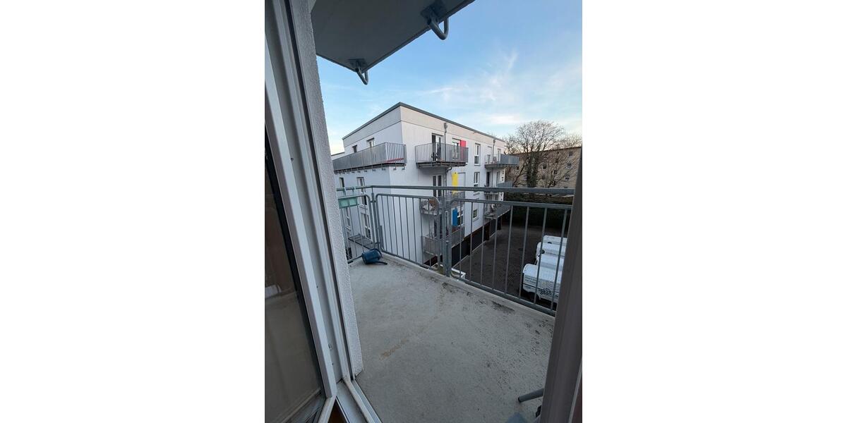 Etagenwohnung Offenbach am Main Hafen - 2 Zimmer, 55 m&sup2;, 1.200&euro; | Angebot:25715271