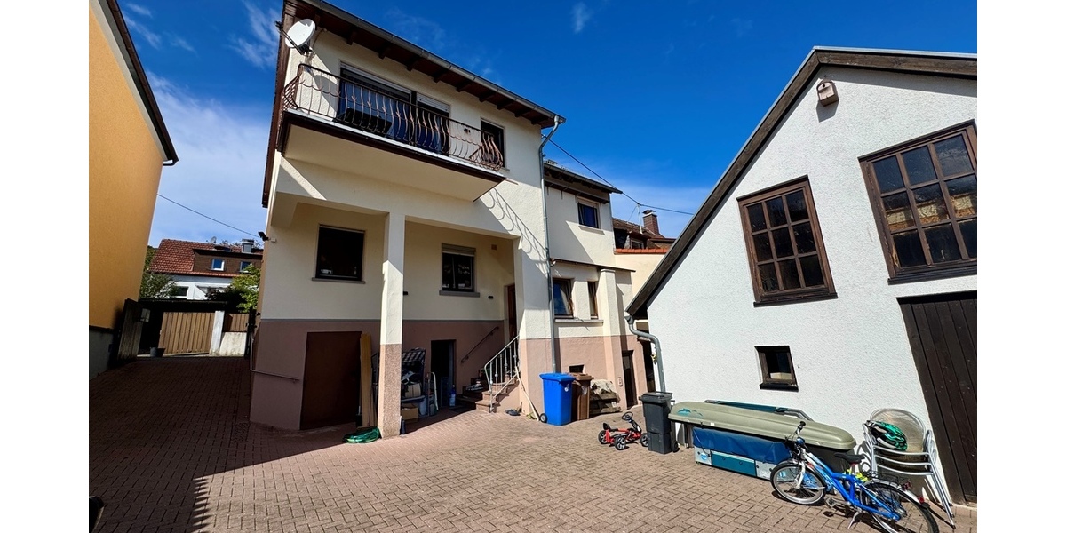 Kelkheim - Ruppertshain: Kapitalanlage! Vermietetes Einfamilienhaus in Ruhelage! 7 zimmer