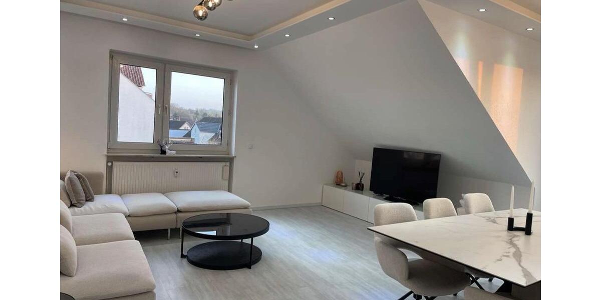 Dachgeschoßwohnung Schöneck - 3 Zimmer, 78 m&sup2;, 285.000&euro; | Angebot:26932691