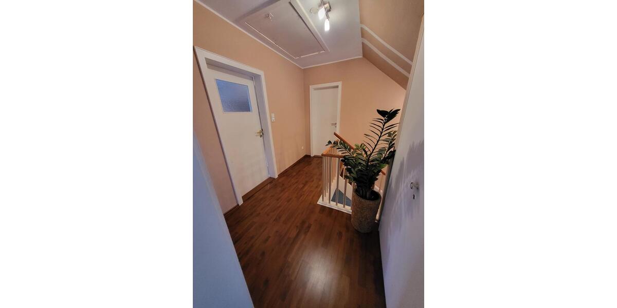 Reihenhaus Frankfurt am Main Sachsenhausen Süd - 5 Zimmer, 110 m&sup2;, 225.000&euro; | Angebot:25987425