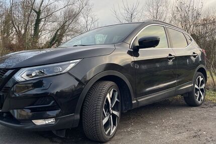 Nissan Qashqai 70.000 km 14.400 &euro; Frankfurt 60386