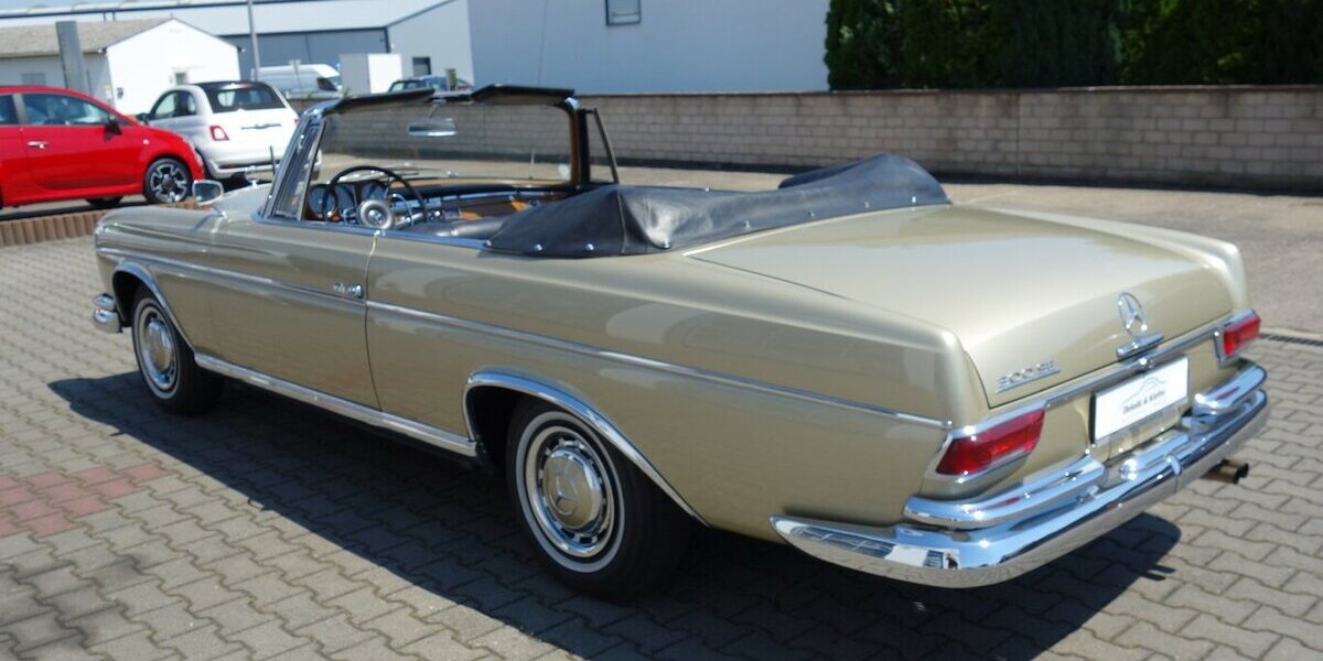 Mercedes-Benz 300 SE Cabriolet Top Original mit 58000 Km 58.000 km 159.000 &euro; Rodgau 63110