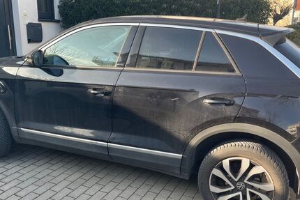 VW T-Roc 140.000 km 16.500 &euro; Frankfurt 65795