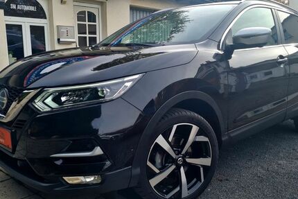Nissan Qashqai 155.000 km 13.999 &euro; Erlensee 63526