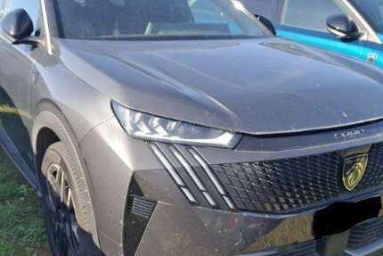 Peugeot 5008 17.735 km 29.880 &euro; Rüsselsheim 65428