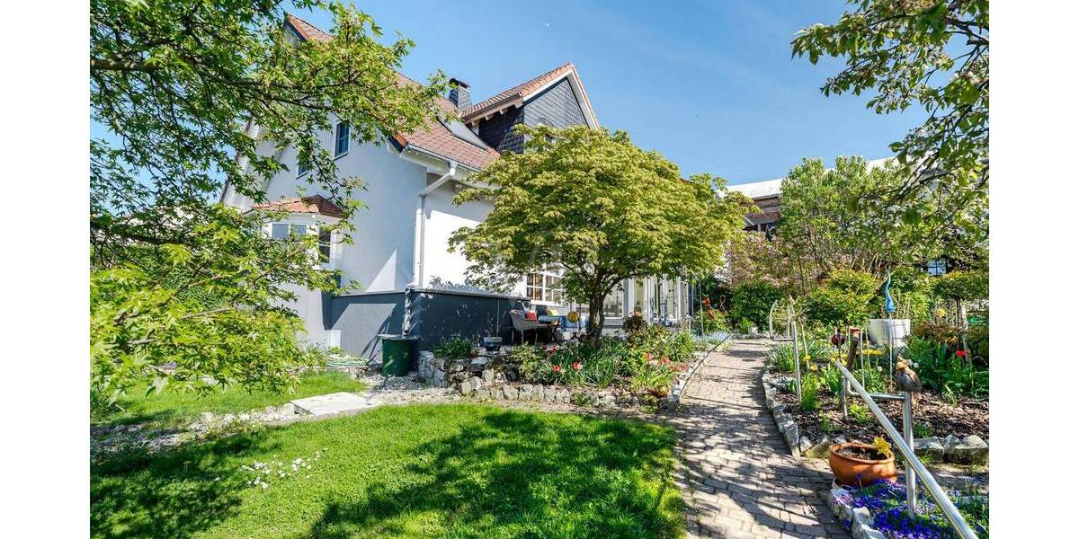 Einfamilienhaus Neu-Anspach Anspach - 7 Zimmer, 250 m&sup2;, 798.000&euro; | Angebot:26378664