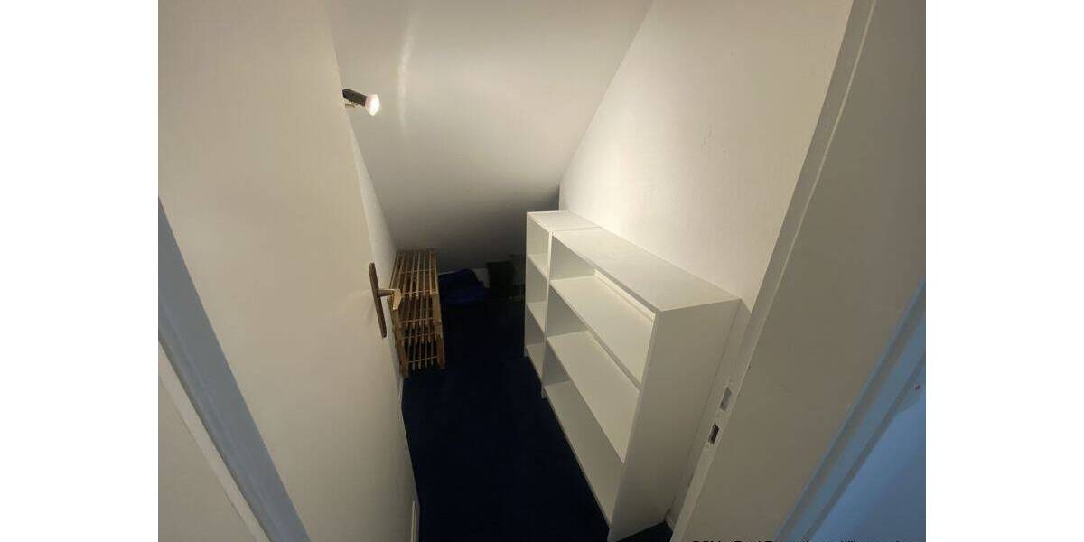 Etagenwohnung Rosbach von der Höhe Rodheim - 2 Zimmer, 72 m&sup2;, 950&euro; | Angebot:26927533