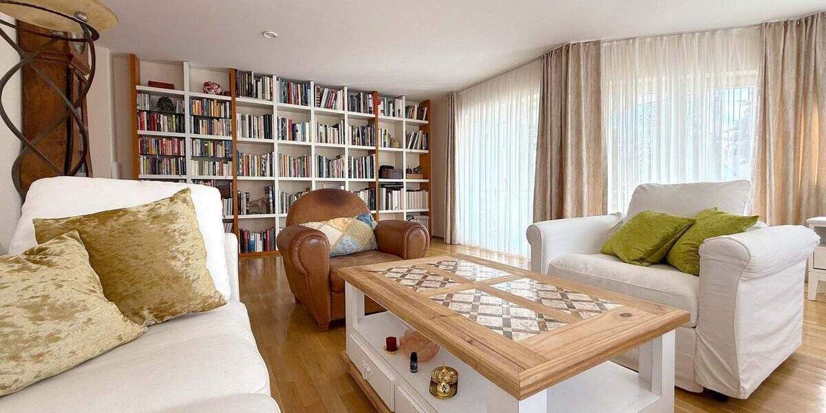 Etagenwohnung Rosbach vor der Höhe Nieder-Rosbach - 6 Zimmer, 162 m&sup2;, 398.000&euro; | Angebot:25676827