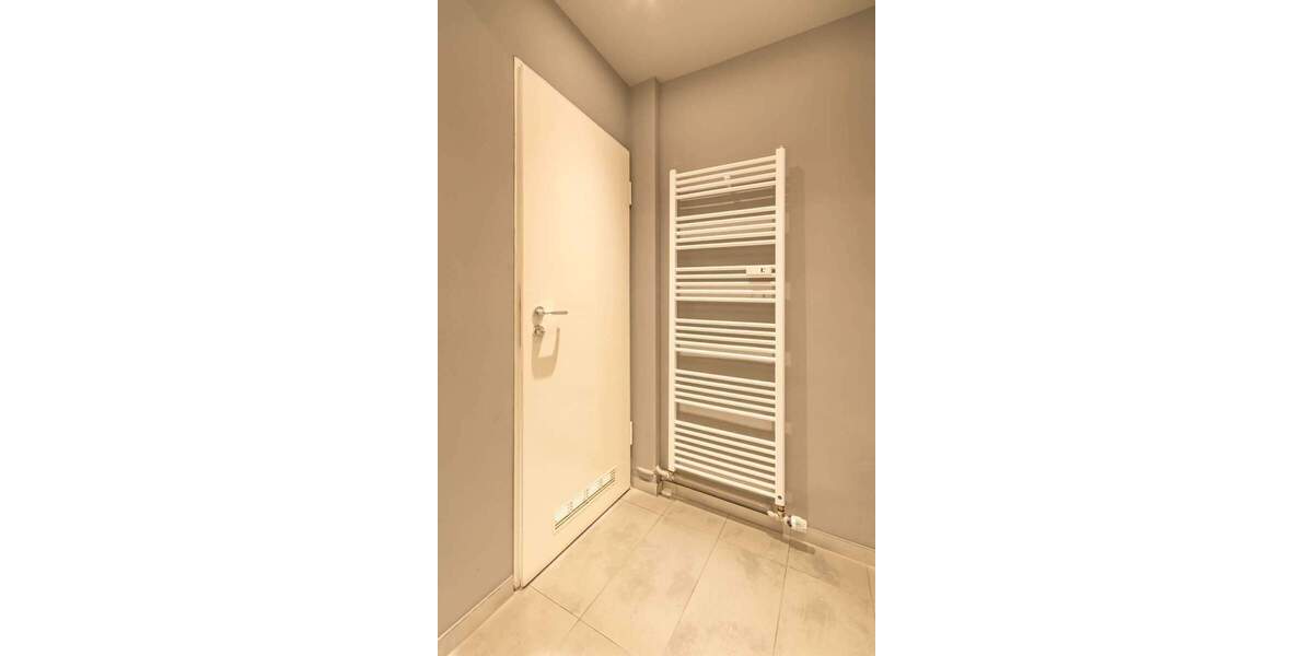 Etagenwohnung Frankfurt am Main Bahnhofsviertel - 2 Zimmer, 55 m&sup2;, 1.695&euro; | Angebot:24606831