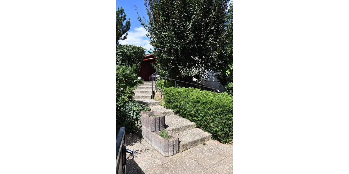 Einfamilienhaus Dieburg - 6 Zimmer, 176 m&sup2;, 1.950&euro; | Angebot:25628063