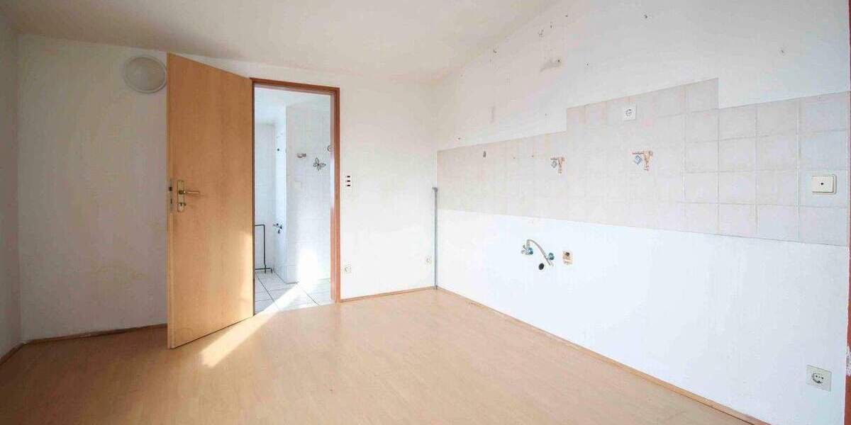 Einfamilienhaus Hanau Großauheim - 6 Zimmer, 270.000&euro; | Angebot:25715899
