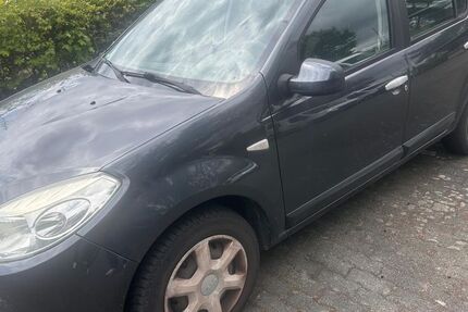 Dacia Sandero 238.000 km 1.250 &euro; Hanau 63452