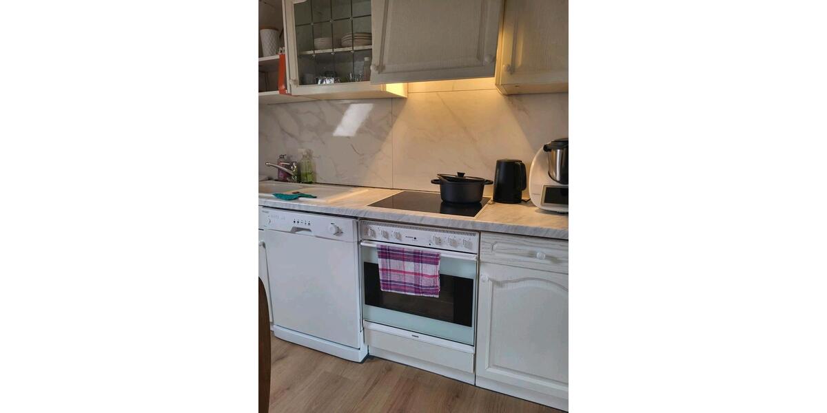 Helle 2-Zimmer DG Wohnung 2 zimmer