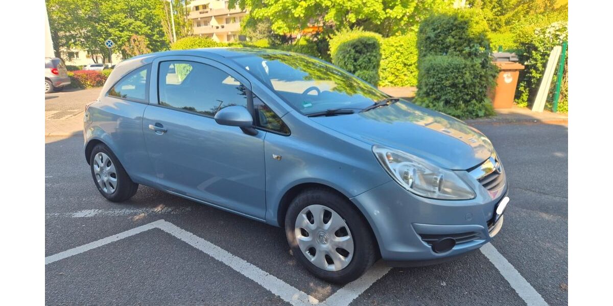 Opel Corsa 143.000 km 2.500 &euro; Rüsselsheim am Main 65428