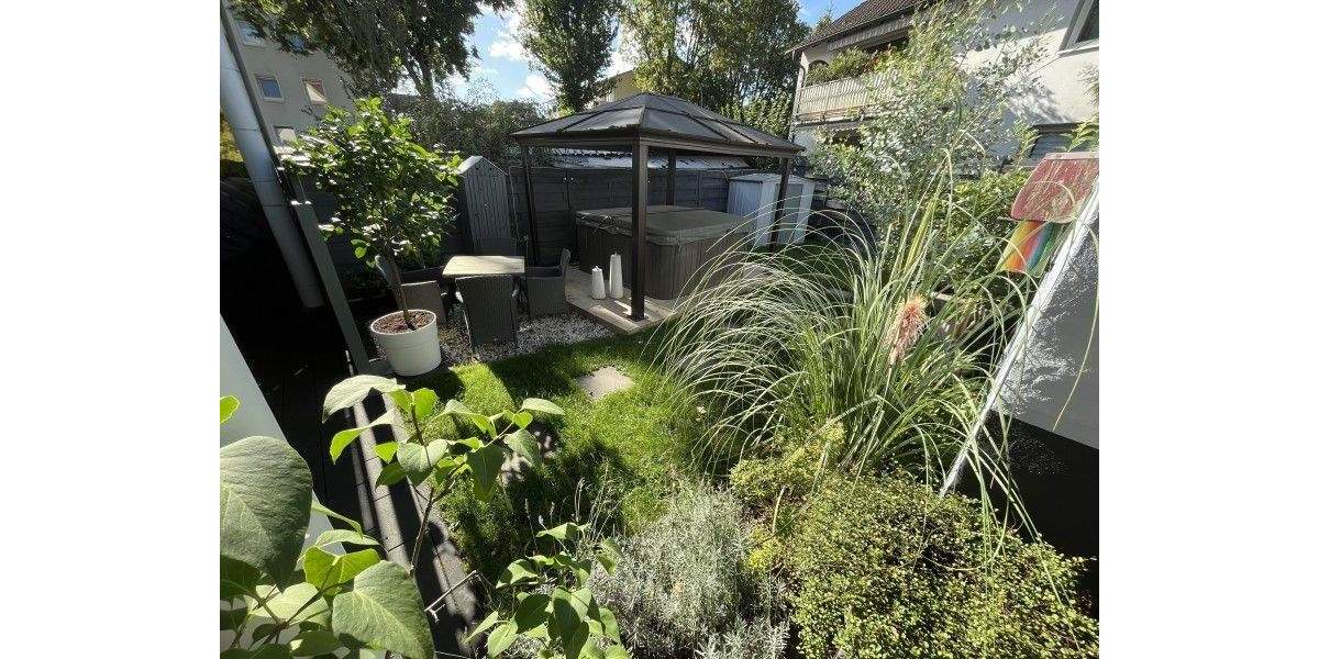 Schickes Zweifamilienhaus in Bad Vilbeler Waldnähe! 8 zimmer