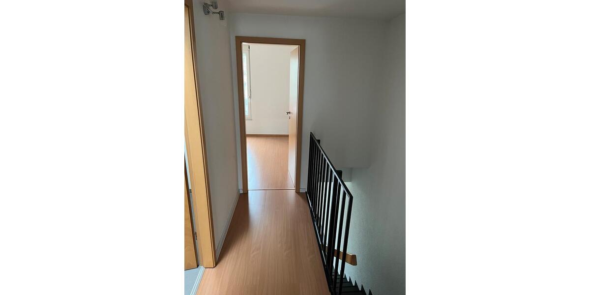 Reihenhaus Hanau Lamboy - 3 Zimmer, 81 m&sup2;, 360.000&euro; | Angebot:25054787