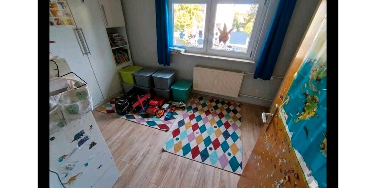 Etagenwohnung Obertshausen - 4 Zimmer, 100 m&sup2;, 1.600&euro; | Angebot:26395149