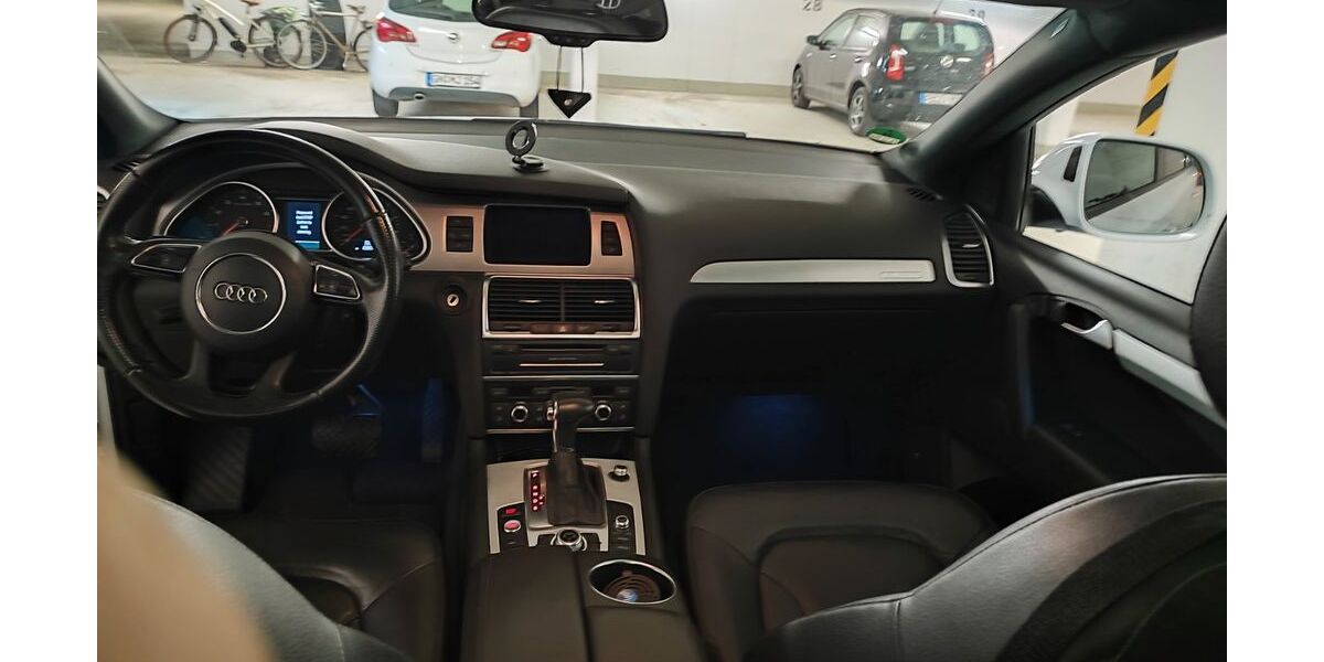 Audi Q7 140.000 km 18.300 &euro; Bad Vilbel 61118
