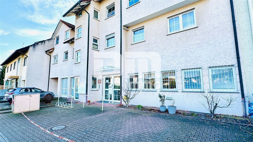 Ladeneinheit und Büro Praxisfläche teilvermietet im Paket mit umfangreicher Ausstattung - Gewerbeobjekt Kleinostheim | Angebot:26971242