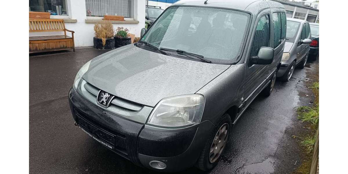 Peugeot Partner 253.426 km 2.950 &euro; Offenbach 63071