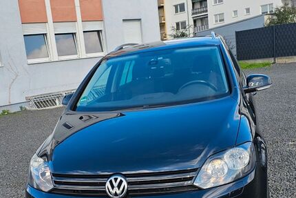 VW Golf 99.744 km 9.690 € Erlensee 63526