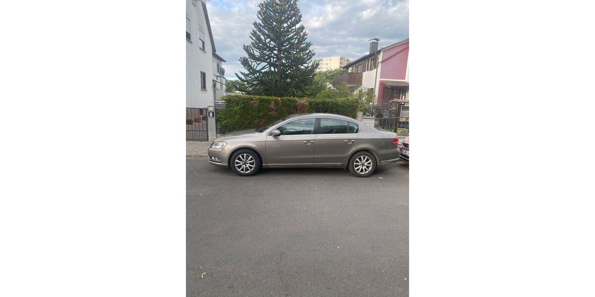 VW Passat 132.100 km 7.200 &euro; Dietzenbach 63128