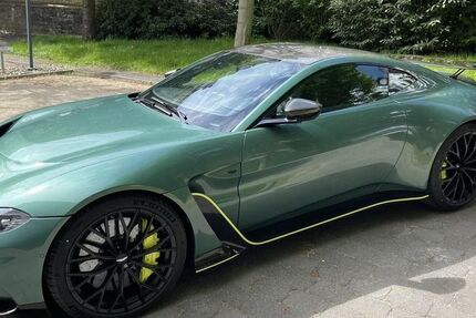 Aston Martin V12 Vantage 1.605 km 339.000 € Wiesbaden 65191