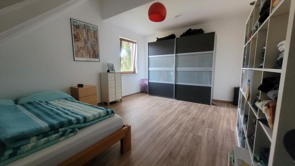 Maisonette-Wohnung in Rüsselsheim-Bauschheim *provisionsfrei* 3.5 zimmer