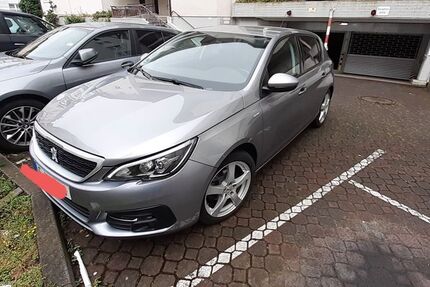 Peugeot 308 41.963 km 9.900 &euro; Frankfurt am Main 60320