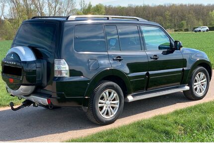 Mitsubishi Pajero 164.000 km 16.900 &euro; Erlensee 63526